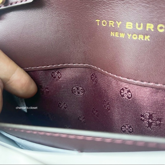 ✨NeW! Tory Burch Willa Chain Wallet - Picture 9 of 10